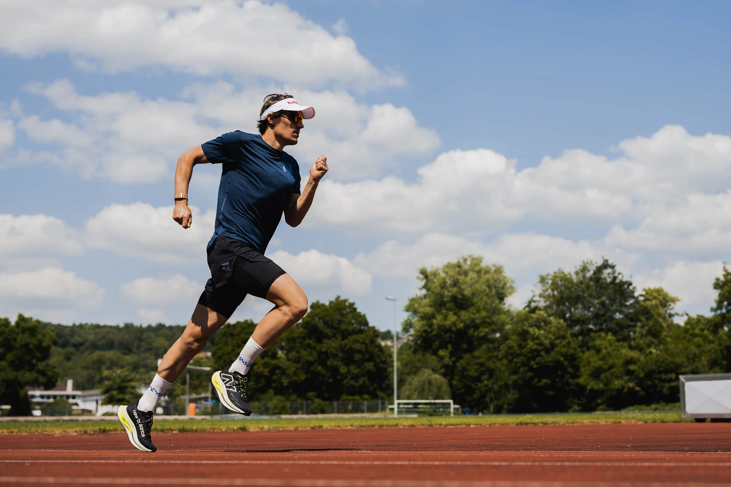 ICYLENCE COLABORACION CON SEBASTIAN KIENLE